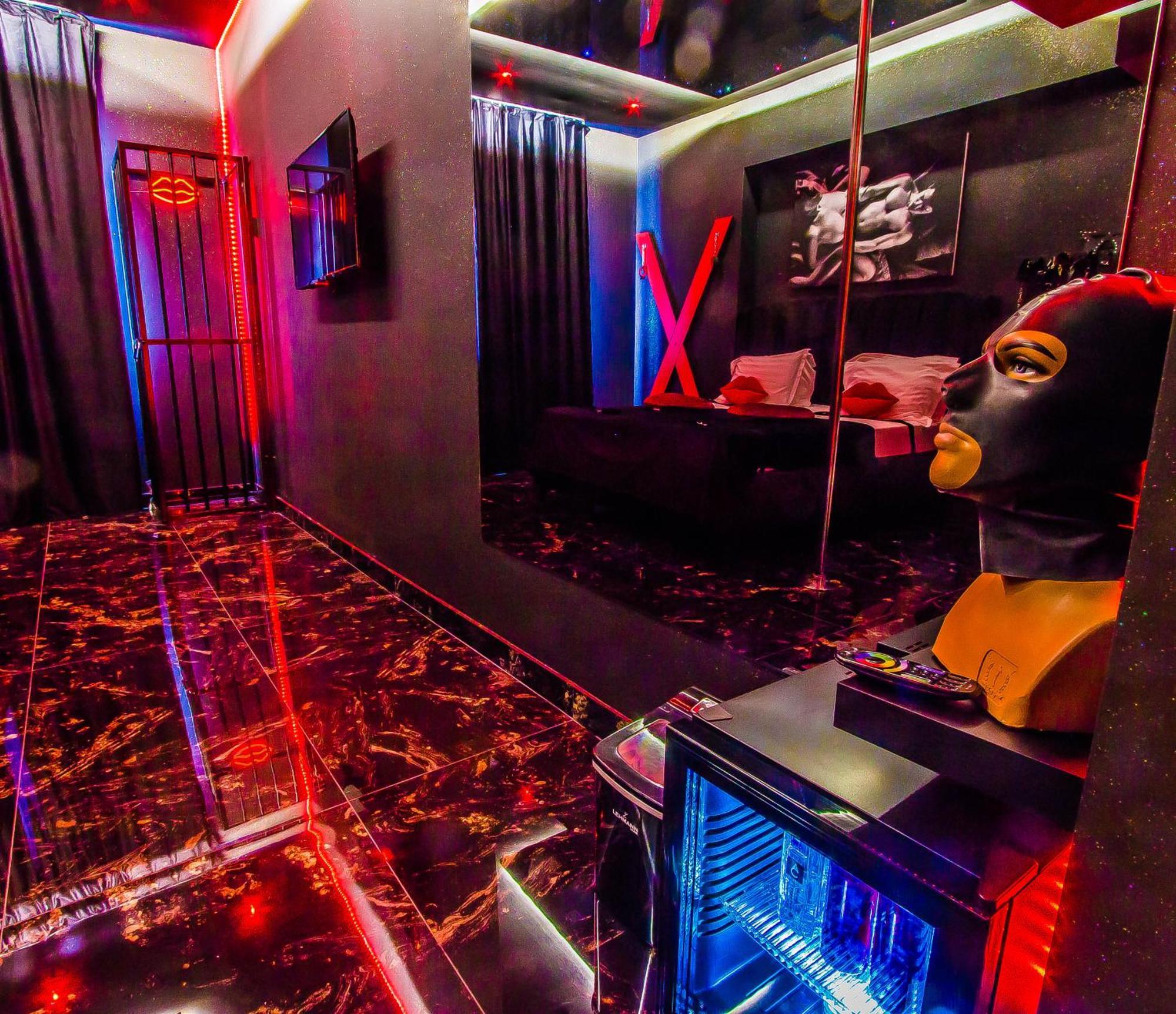Romeo Nights - Love Rooms - Adults Only Bucharest Exterior photo