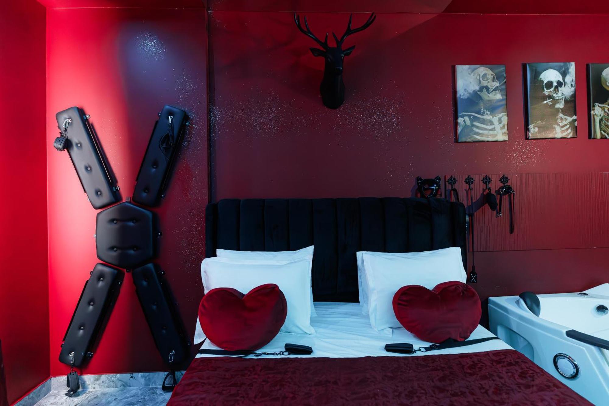 Romeo Nights - Love Rooms - Adults Only Bucharest Exterior photo